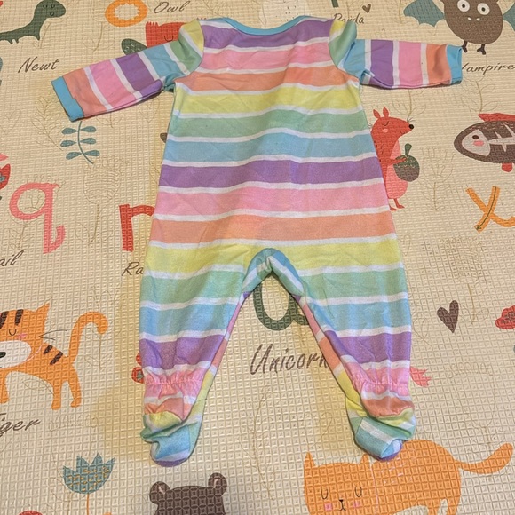 4 3-6M Zipper Sleepers - Picture 3 of 9